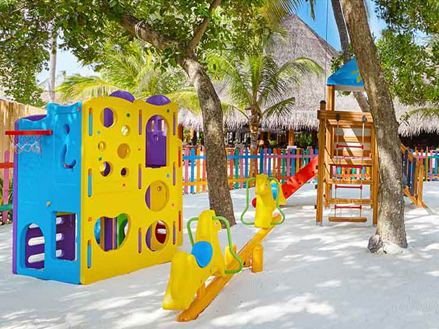 Vacanza Maldive Bambini Kuredu Hotel Atollo Di Lhaviyani 0022