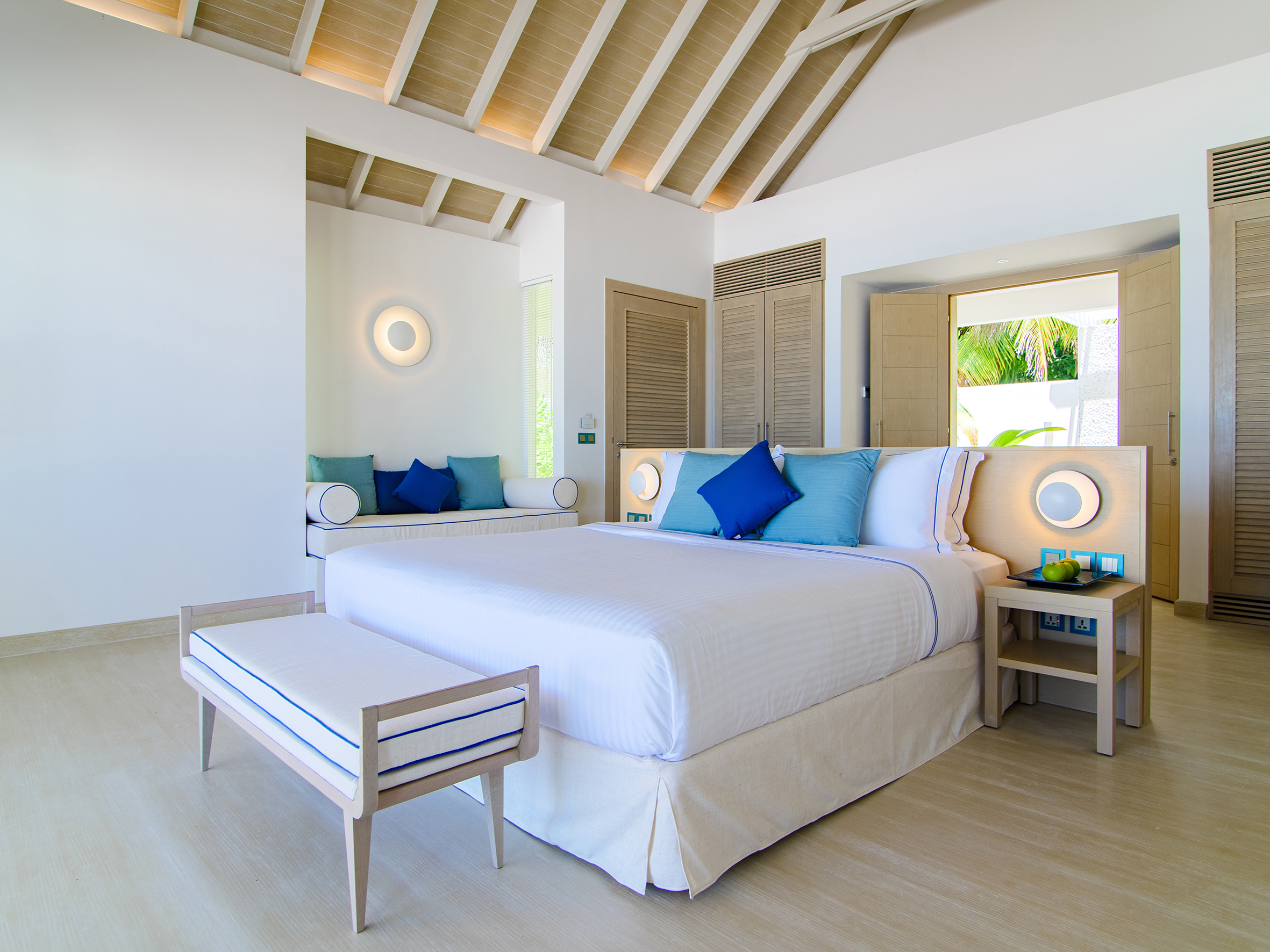 Baglioni Resort Maldives Beach Villa Bedroom 02